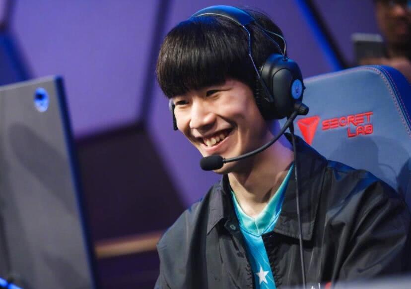 LPL今日赛程及海报比拼：EDG-破除暮气 FPX-打“豹”不平 V5-擒凰